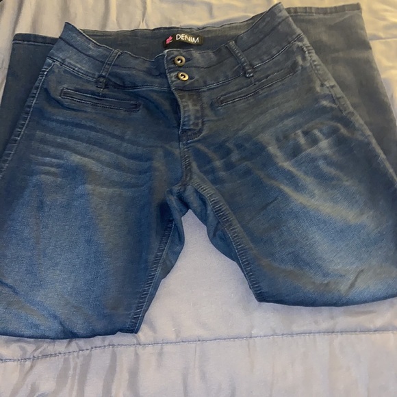 Bebe 2bebe Jeans - Picture 2 of 8